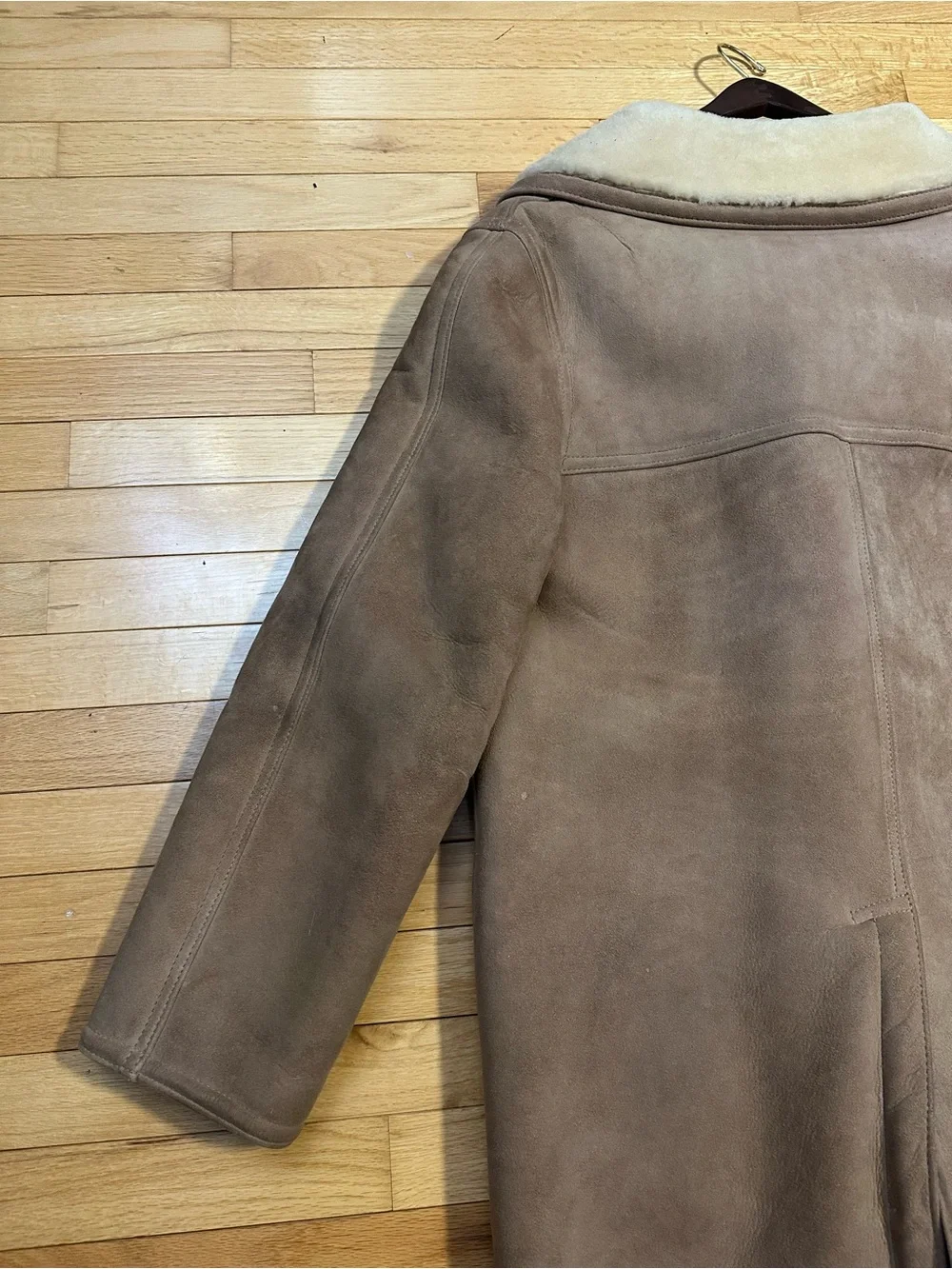 Sawyer Of Napa Macys Men’s Store Taupe Suede Coat with Cream Fur Lining Size 42